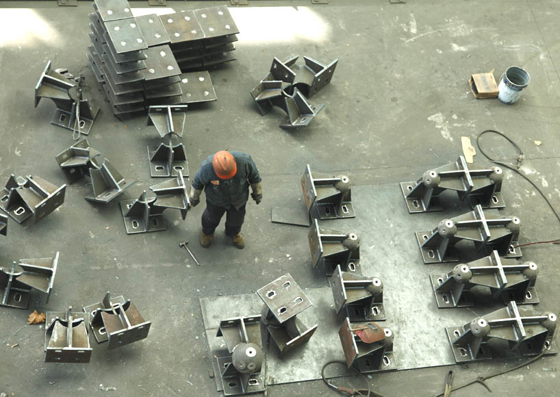 内江煤棚网架双向支座